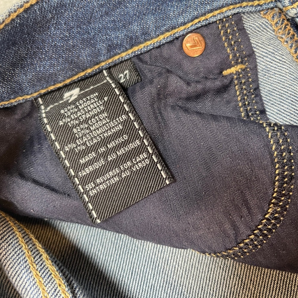 7 For All Mankind Jeans Womens Size 27 Cropped Alexa Blue Distressed Raw Hem - Picture 5 of 8
